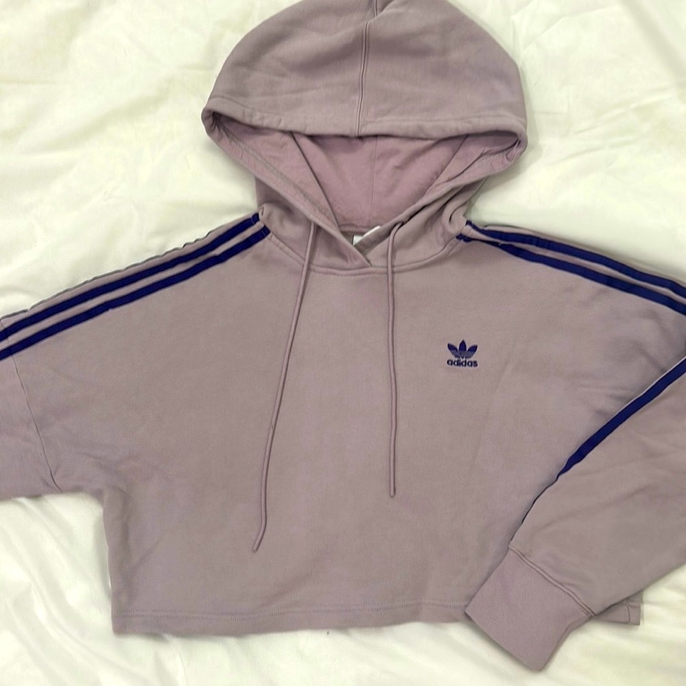 ADIDAS crop top sweatshirt, NEVER WORN!